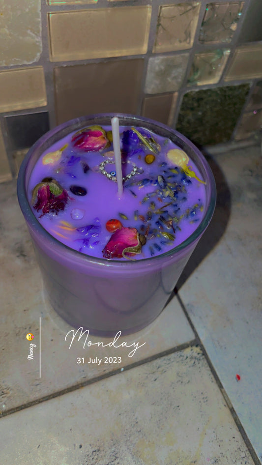 Jezebel soy candle
