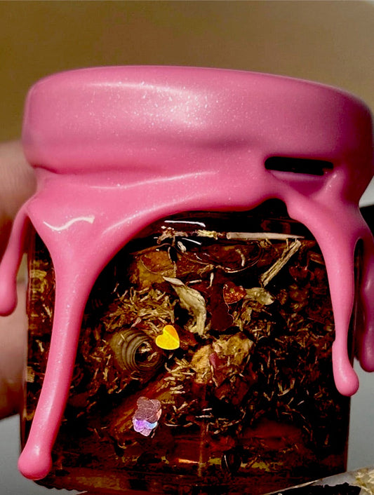 Love spell jar